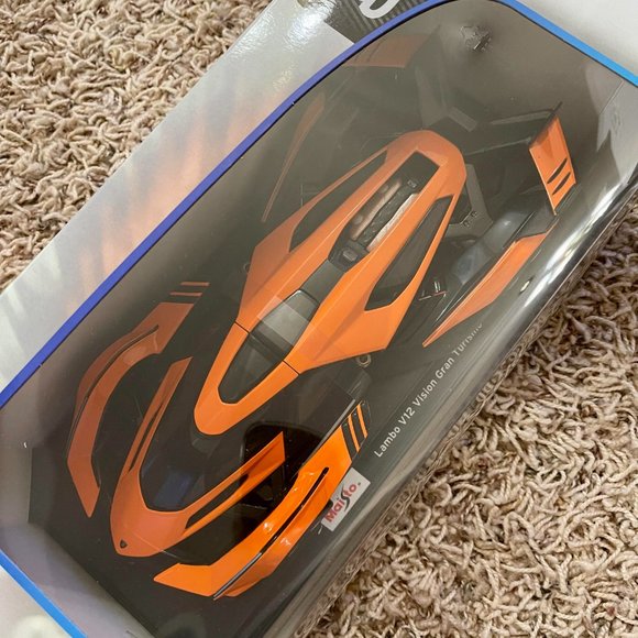 Lambo V12 Vision Gran 1:18 Special Edition Diecast Model Car by Maisto (NIB) - Picture 3 of 5